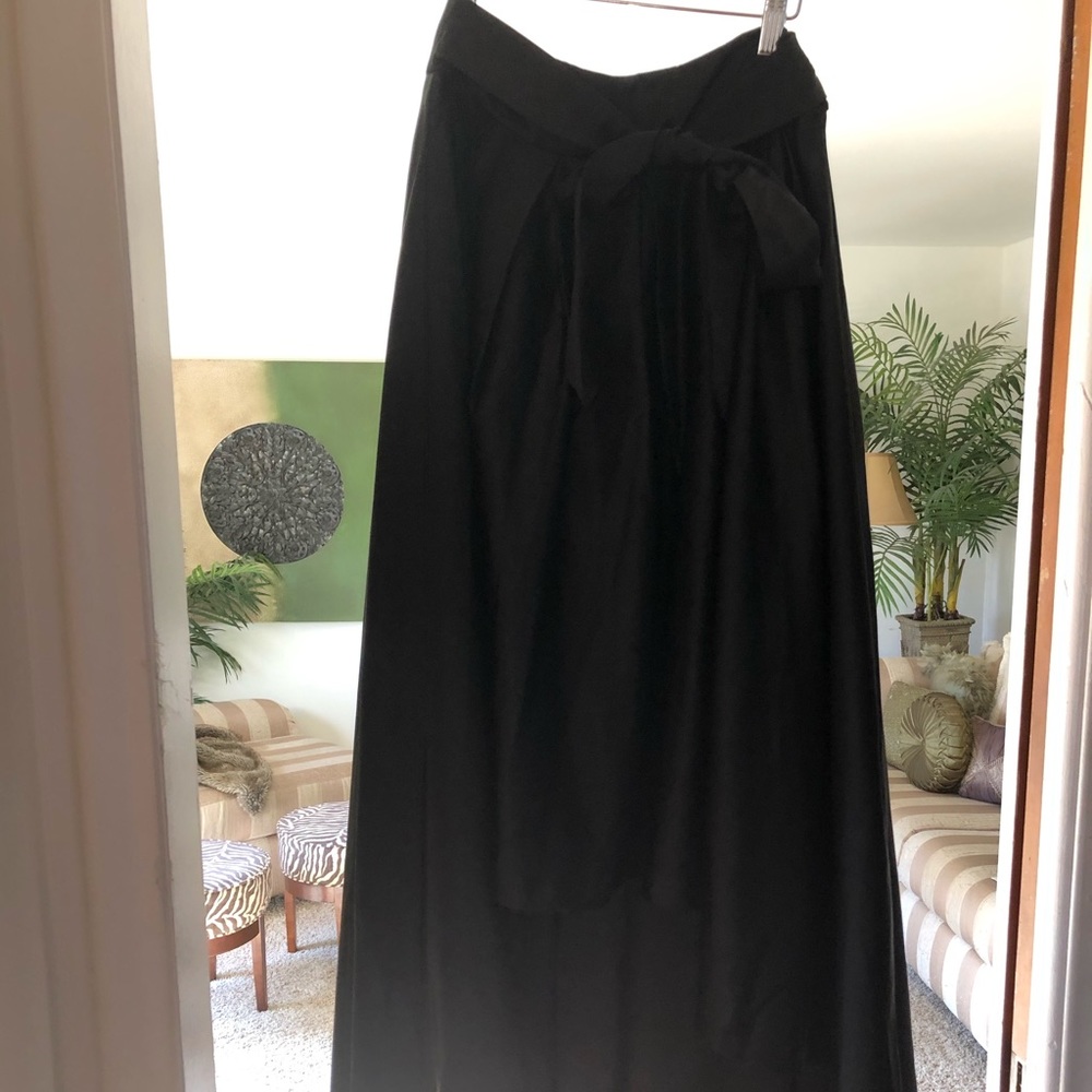 Satin high lo skirt